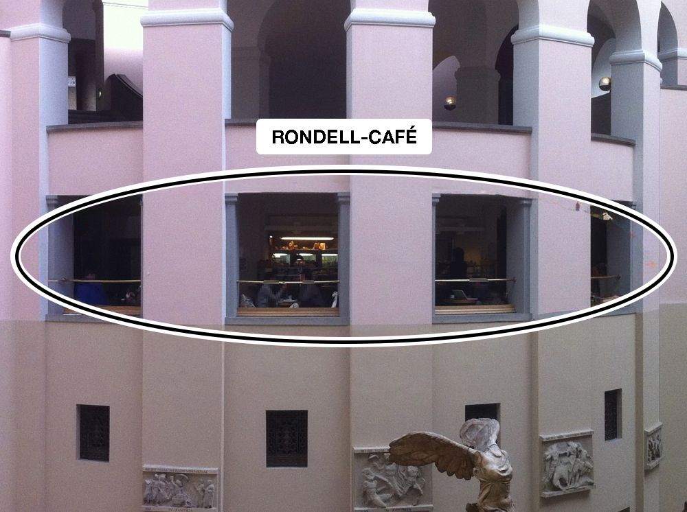 KOL-E, Cafeteria: Sicht auf Rondell-Café, quer über den Lichthof.