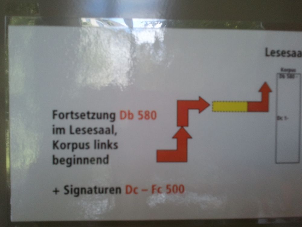 FRE-E, Bibliothek: Lesesaal -Weg.