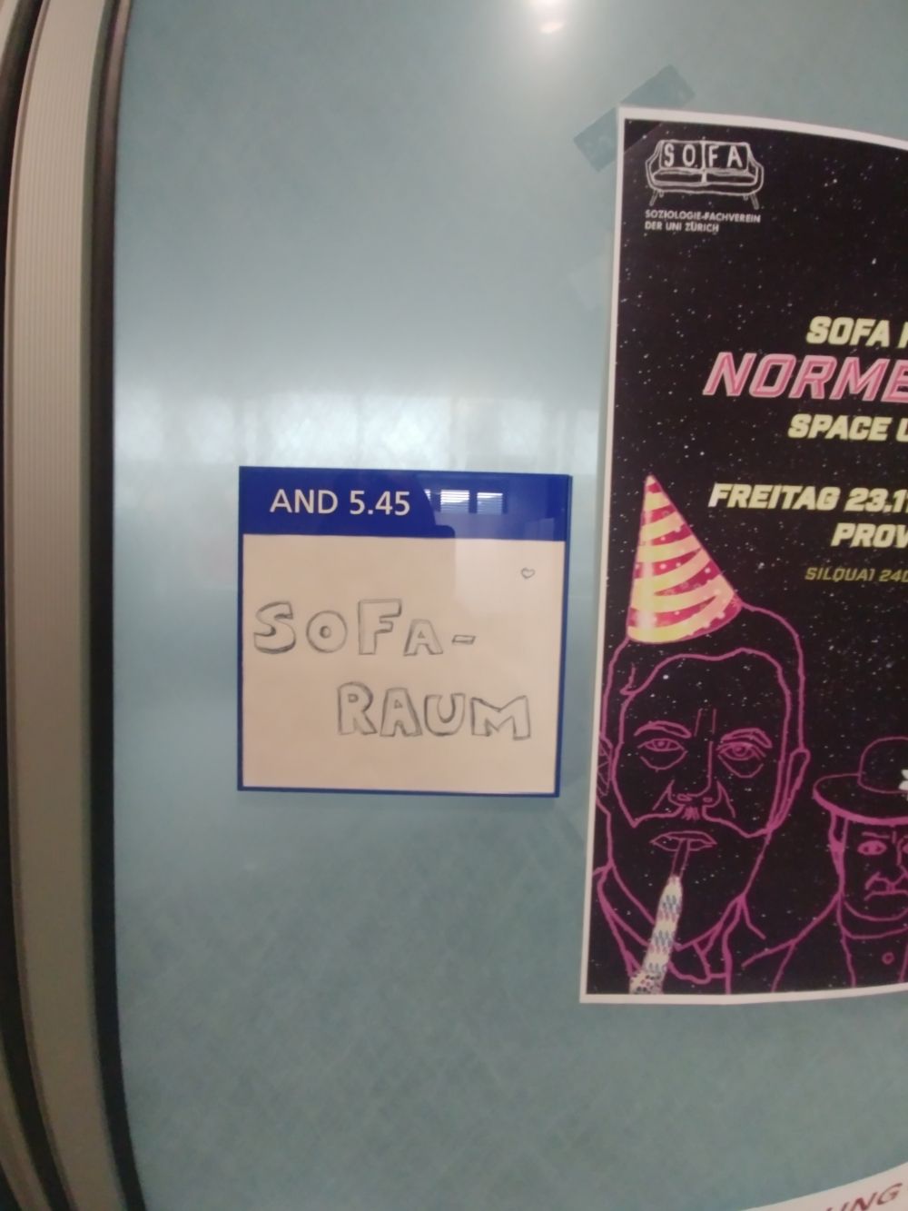 Arbeitsraum für Studierende AND-5-45: Bild mit Raumbezeichnung.