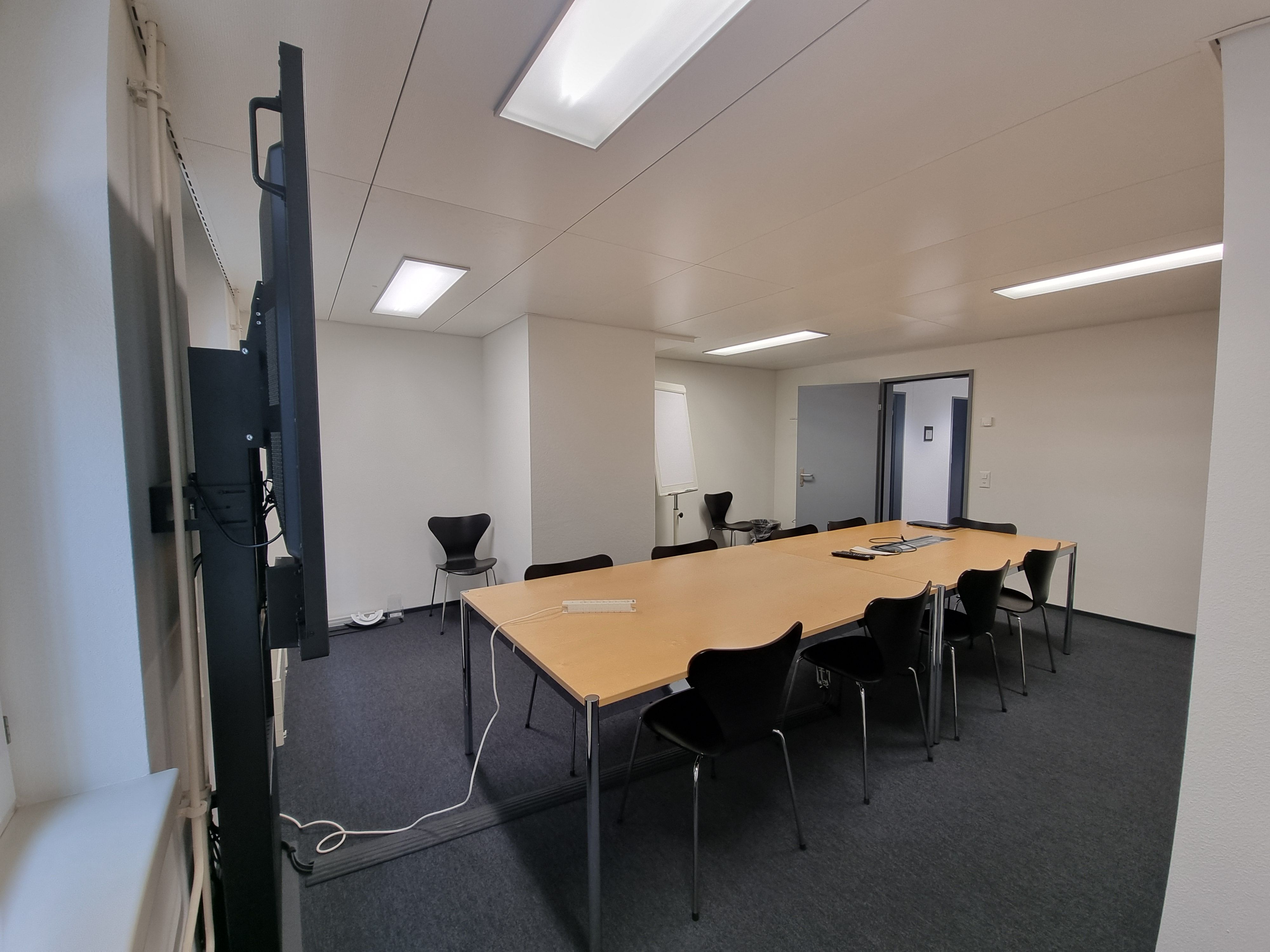 Da 035: Blick auf den Raum. Das Bild wurde von der linken Zimmerecke gegenüberliegend des Eingangs aus gemacht.