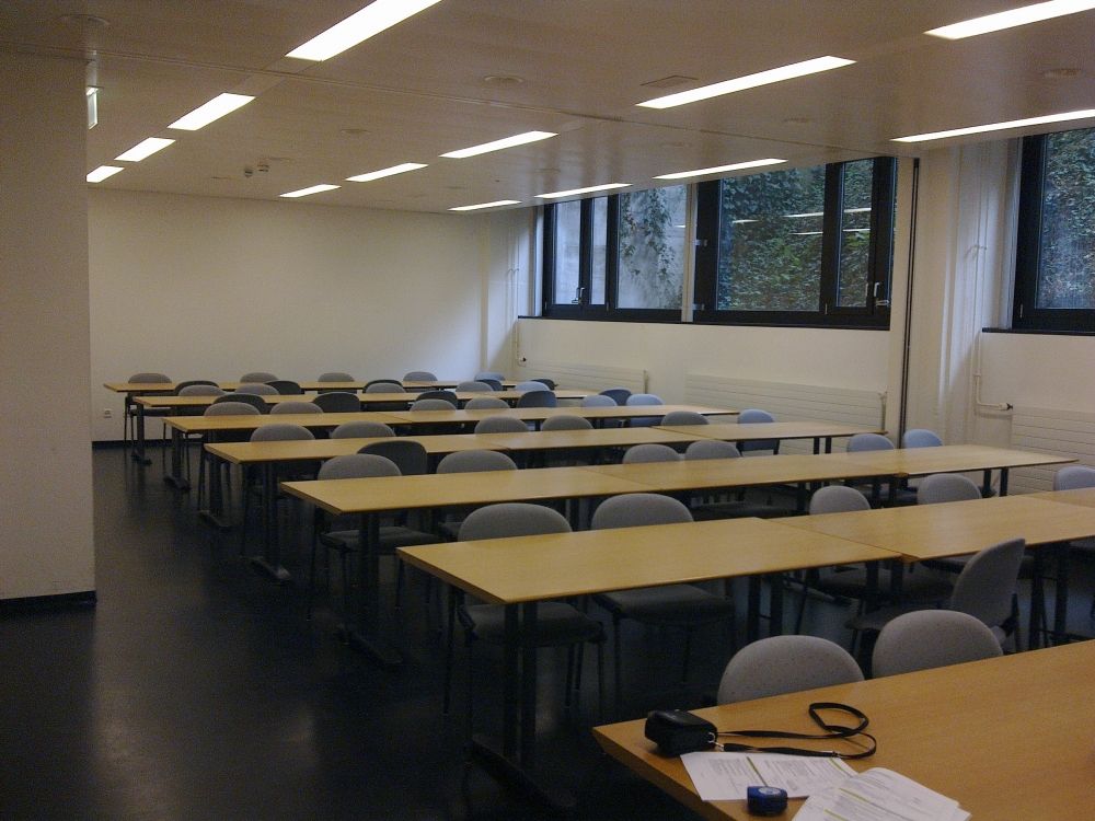 Seminarraum Y21-D-68A: Sicht nach hinten.