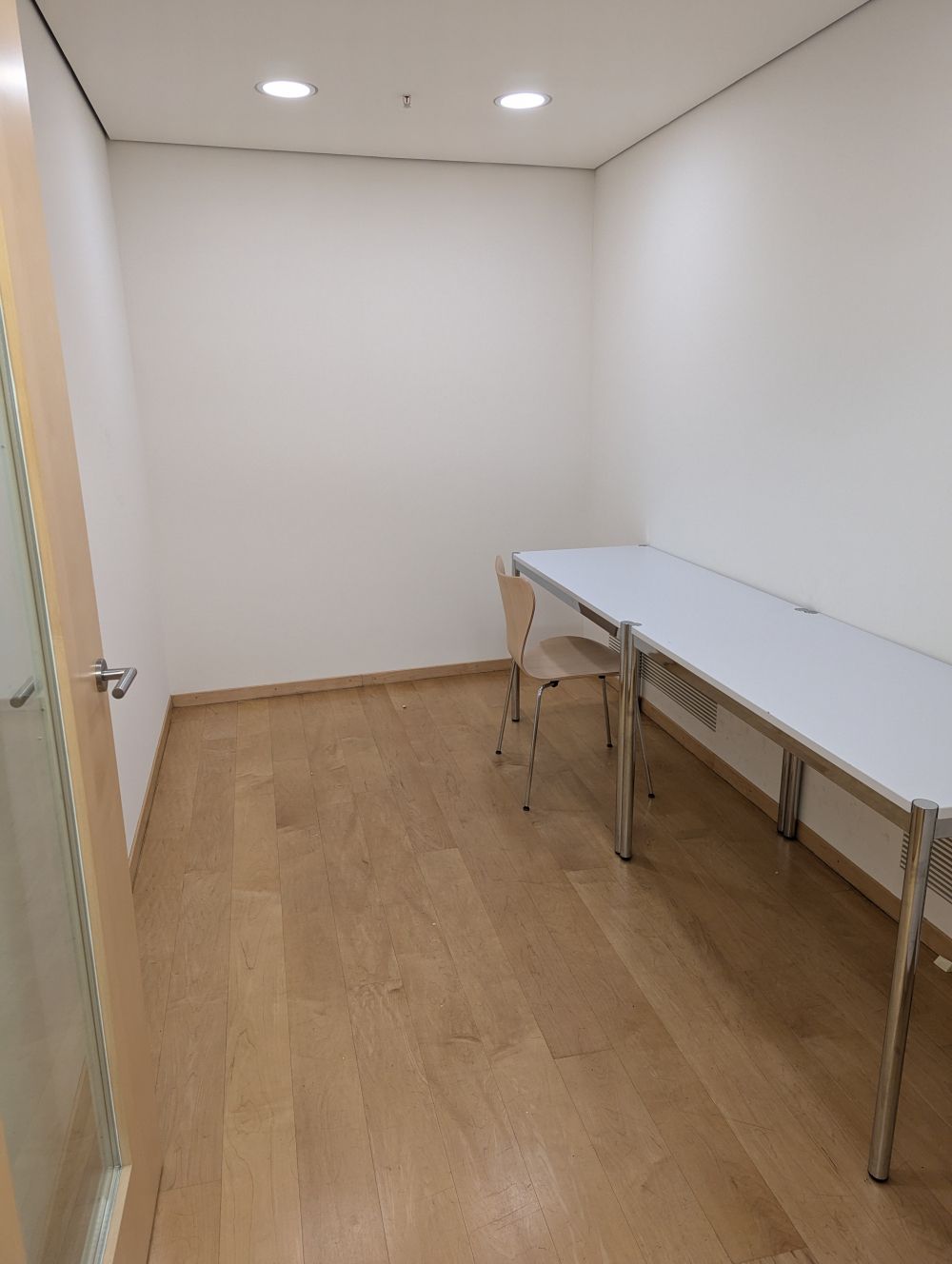 RAI-BIB-G, Parlatorium Nord 2: Innenansicht des Parlatoriums.