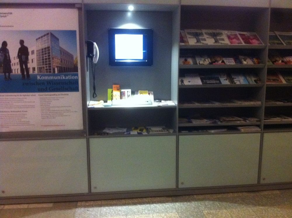 KOL, Stockwerk G: Computer-Terminal.