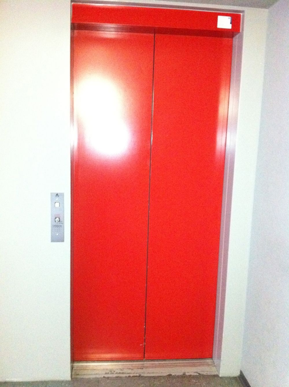 SOD, Lift: Lift (Stockwerk E bzw. 0).