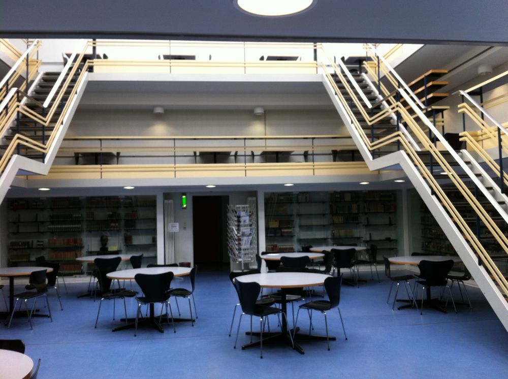 Arbeitsraum für Studierende SOD-1-103: Begegnungsraum.