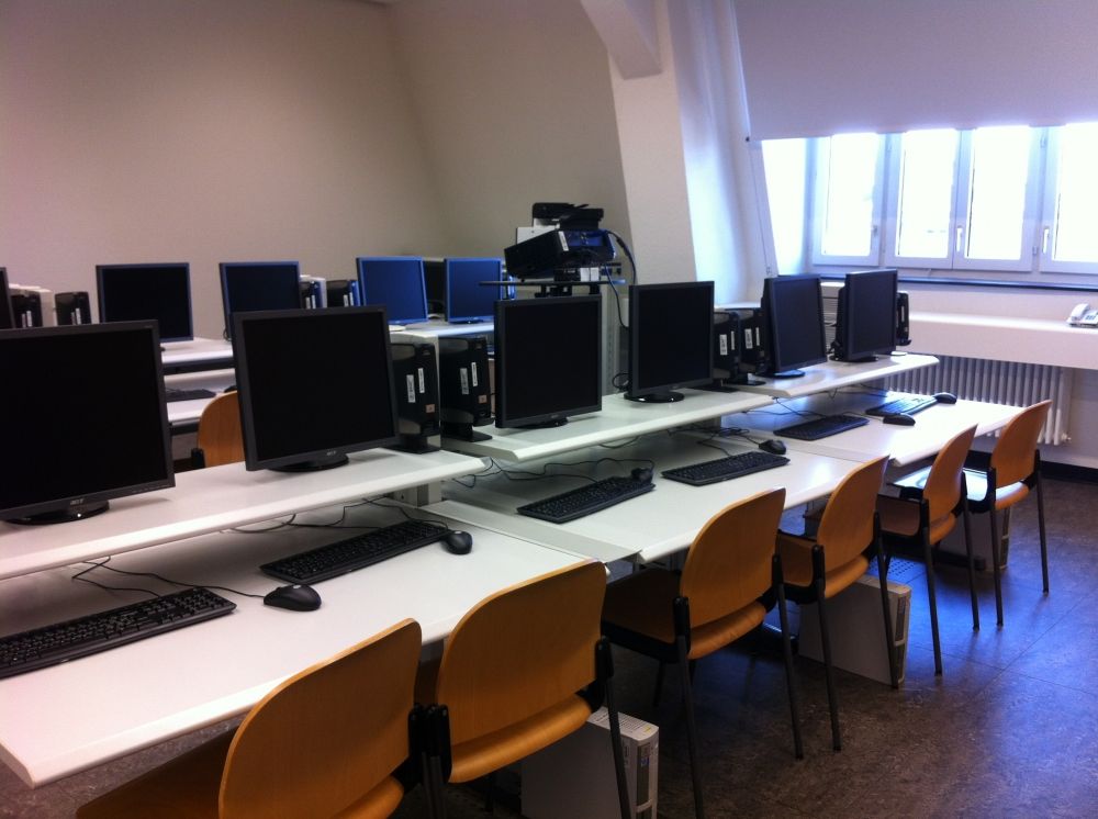 Seminarraum RAI-J-003: Seminarraum.