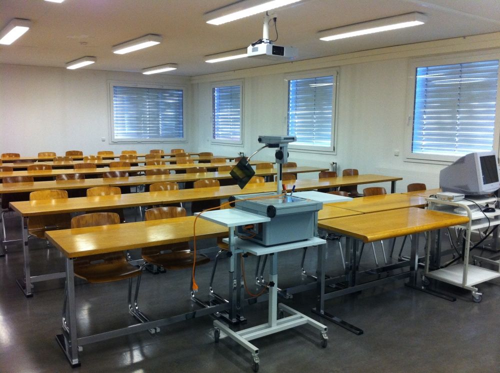 Seminarraum SOE-F-02: Vom Flipchart aus nach hinten.