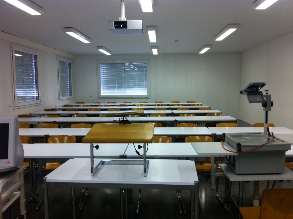 Seminarraum SOE-E-01: Vom Flipchart aus nach hinten.