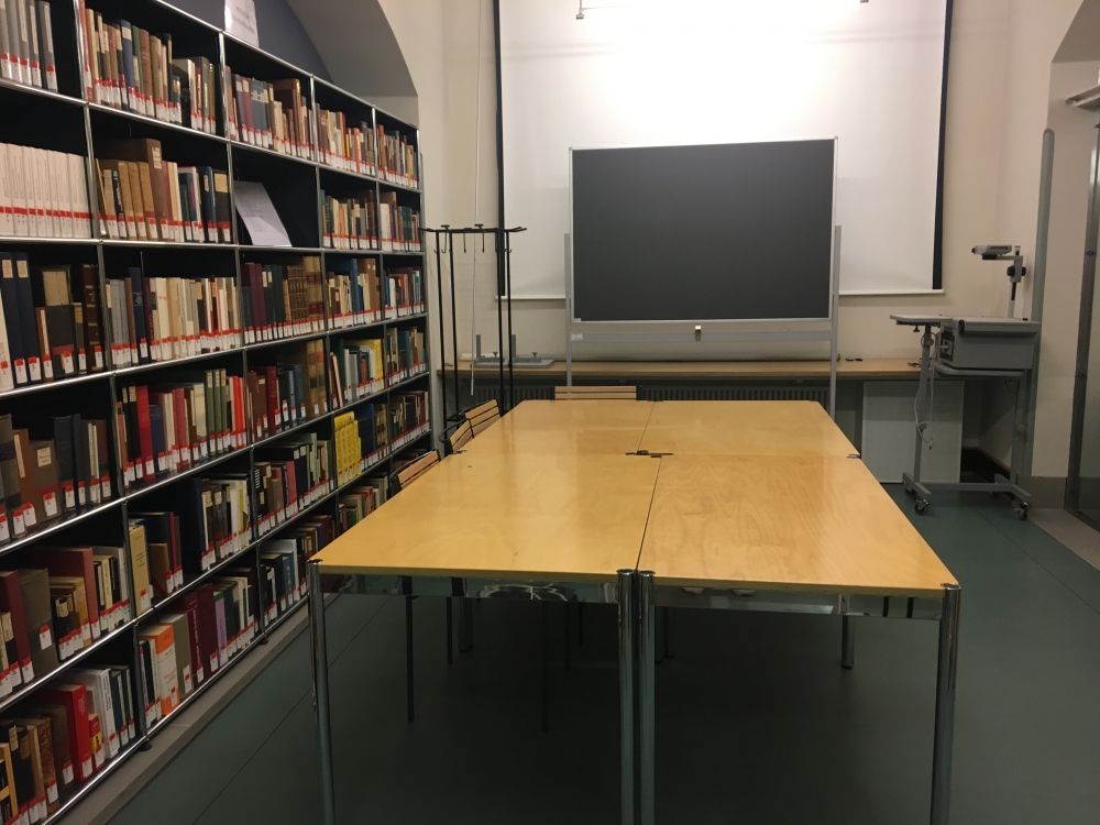 ZUG-D, Kolloquienraum: Blick vom Eingang nach innen.