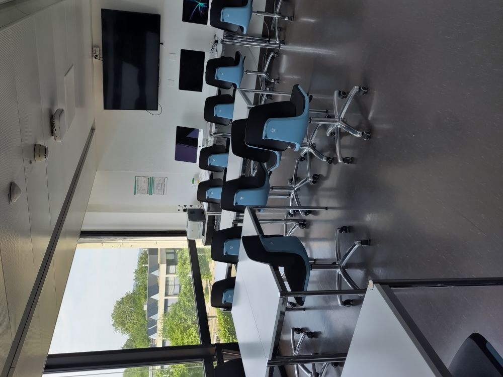 Sitzungsraum Y11-H-55: Sitzungsraum