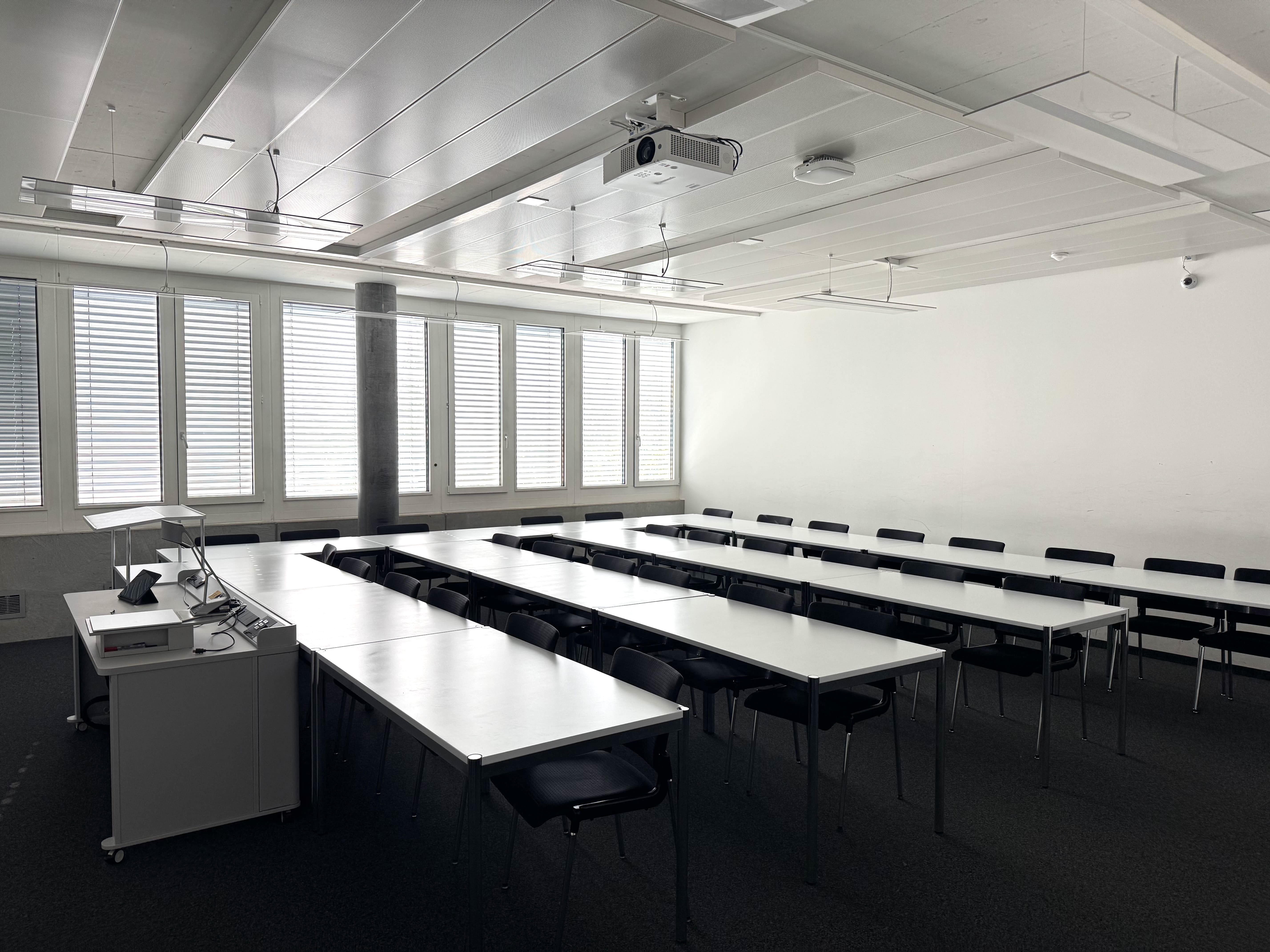 Seminarraum AND-02-46: Ansicht auf den Raum.