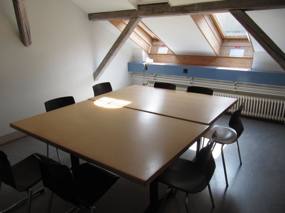 Sitzungsraum KIR-3-306: Innenansicht.