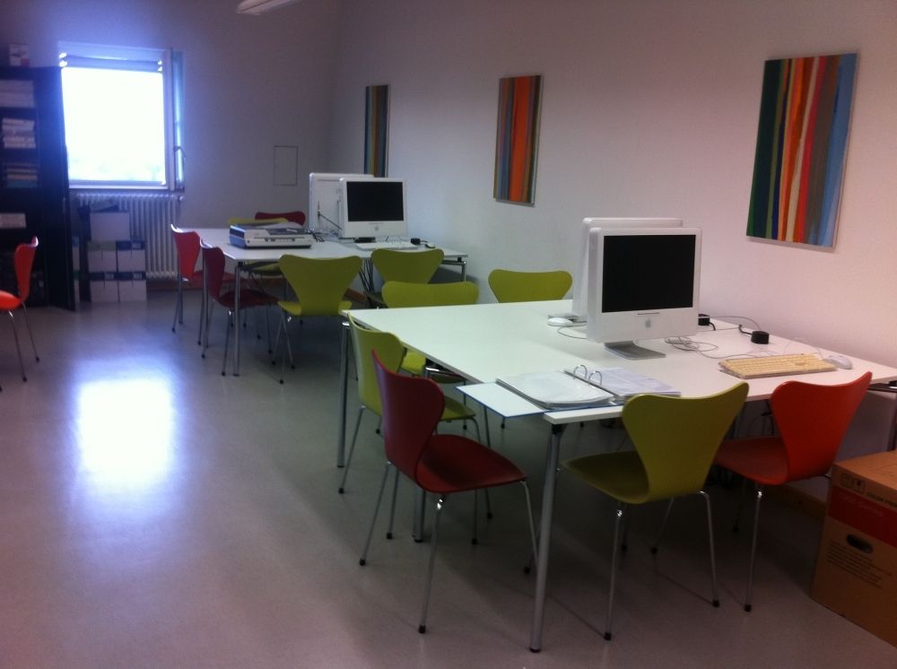 KOL-P, Bibliothek: Recherchestationen für Dozierende.