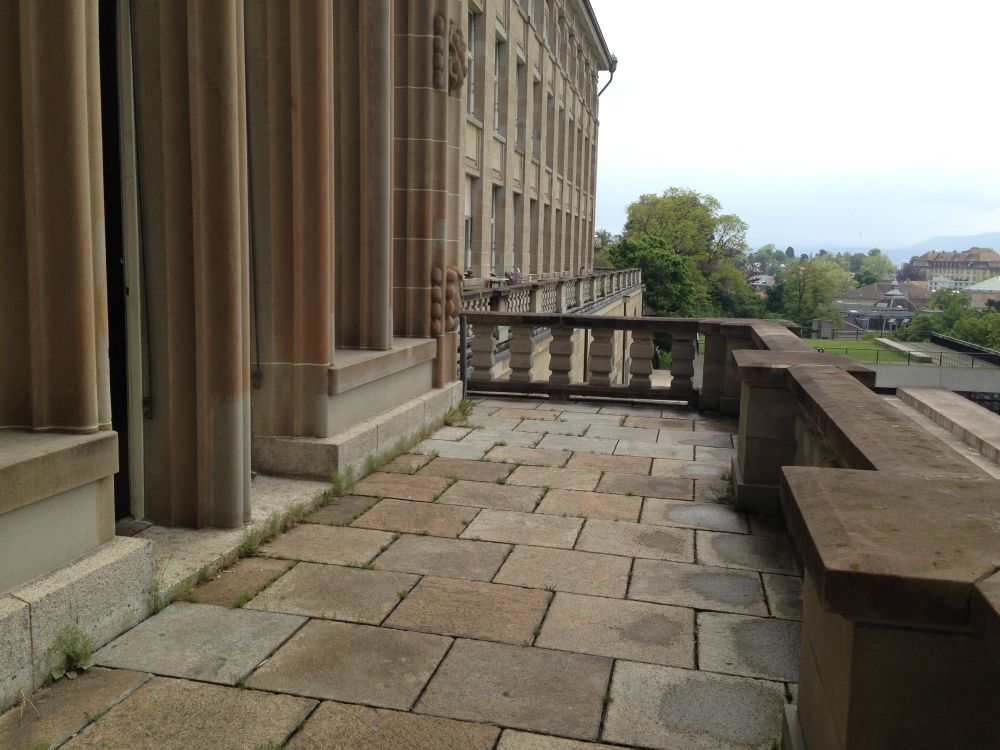 Hörsaal KOL-E-18: Terrasse.
