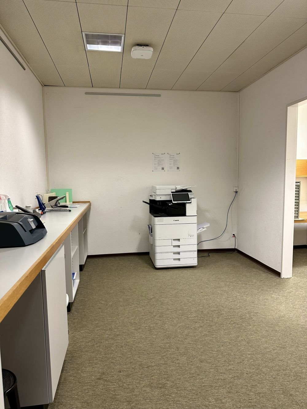 Kopierraum BOT-M1-41: Kopierraum mit UZH-PrintPlus-Gerät.