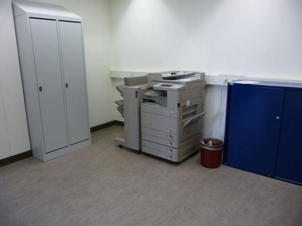 Y34, Stockwerk J: Kopiergerät.